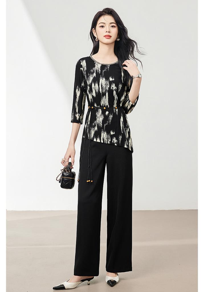 Fashion suit with feminine temperament, age reducing and slimming two-piece set [top+pants]