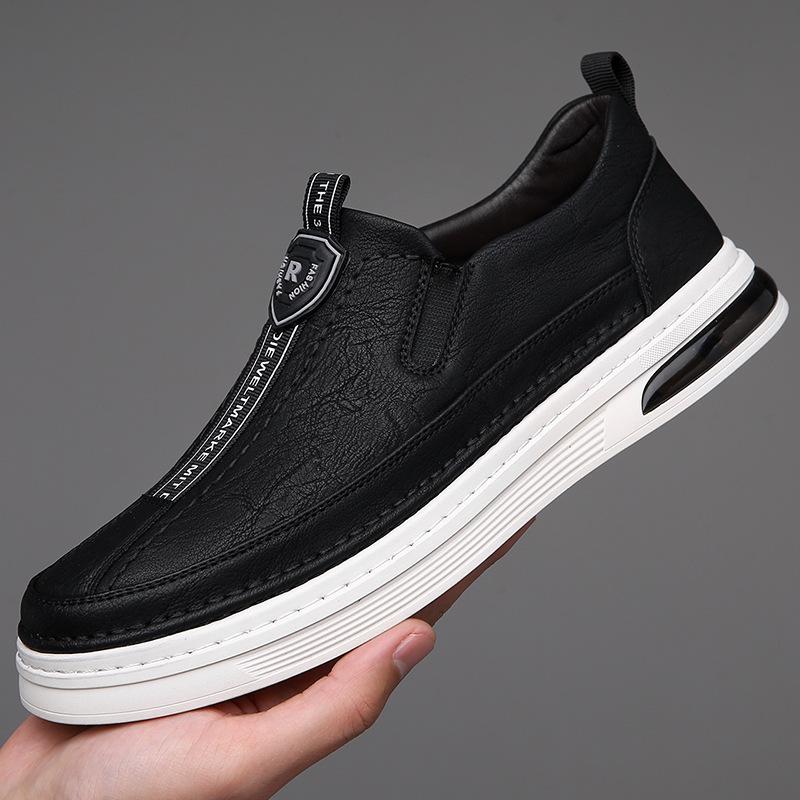 Spring New Shoes for Men Leather Casual Shoes White Flats Skateboard Shoes Youth Slip-on Loafers