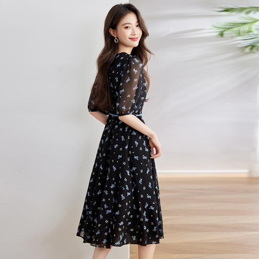 Women's floral dress summer new fashion temperament versatile V-neck printed medium and long skirt