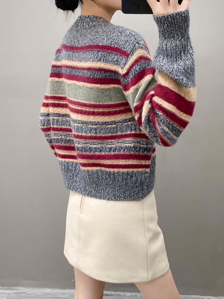Petite Round Neck Striped Cashmere Sweater - Trendy Autumn/Winter Knit Top for Women