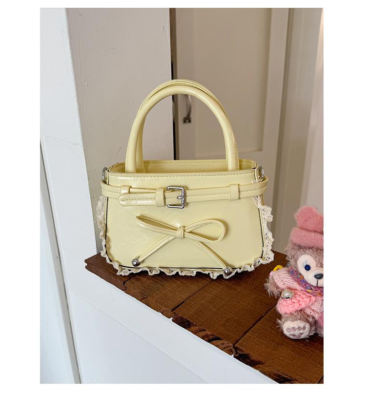 Women's bags Women's 2025 summer new hot-selling niche handbags Simple and exquisite shoulder messenger bags Small square bags