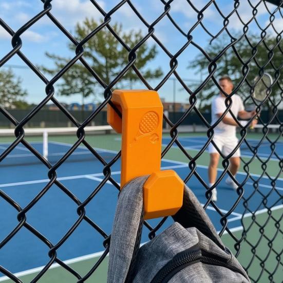 Umbra Studio Hook Up, 3D Printed Outdoor Tennis Hook, Waterproof Sun-Proof Strong Load-Bearing Design Click-in Fence for Hanging Water Bottles Sports