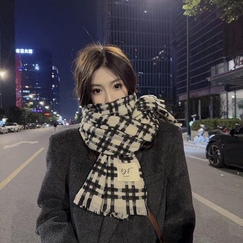 Simple and versatile tic-tac-toe grid to keep warm, thickened imitation cashmere scarf, scarf neck, male and female student tide