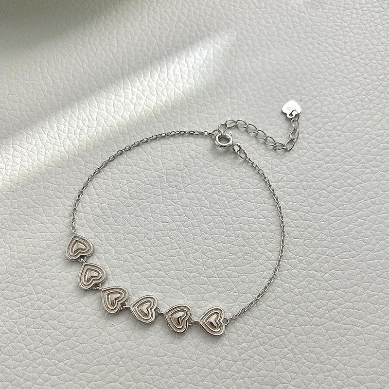 

Корейское сладкое ожерелье Love для женщин, новый легкий роскошный браслет-цепочка на шею