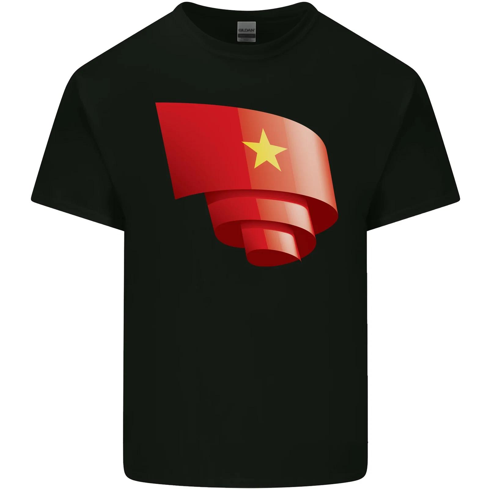 Curled Vietnam Flag Vietnamese Day Football Kids T-Shirt Childrens L