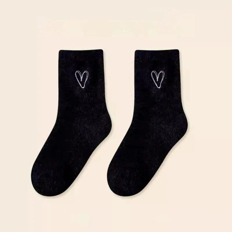 1Pairs Lovely Cozy Hairy Mink Velvet Socks Autumn Winter Hosiery Thickened Plush Warm Sleep Home Fluffy White Heart-shaped Socks