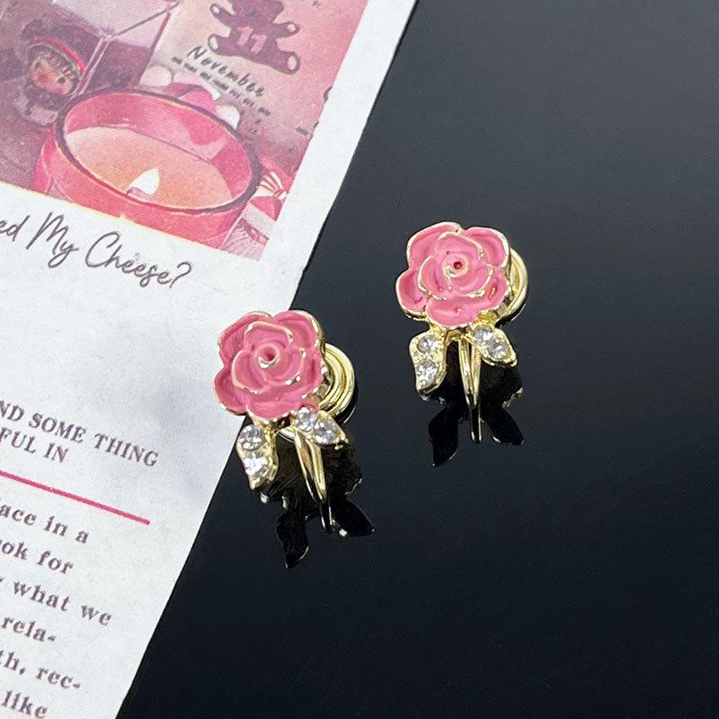 Korean Style Retro Pearl Ear Clip for Women - Mosquito Coil Holder, No Piercing, High-End, Fashionable and Versatile Luxury Earrings