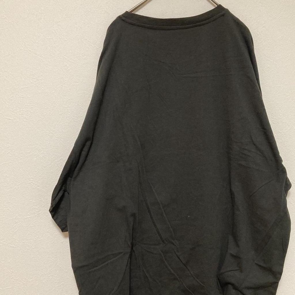 [USED] Tom and Jerry Vintage Print T-Shirt In Black with Large Print