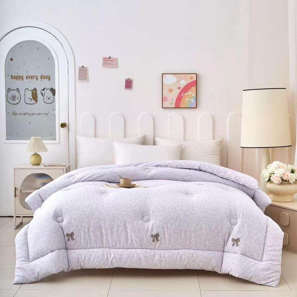 Lightweight Cotton Quilt for All Seasons - Machine Washable, Perfect for Summer, Spring, and Autumn, Available in Single or Double Sizes