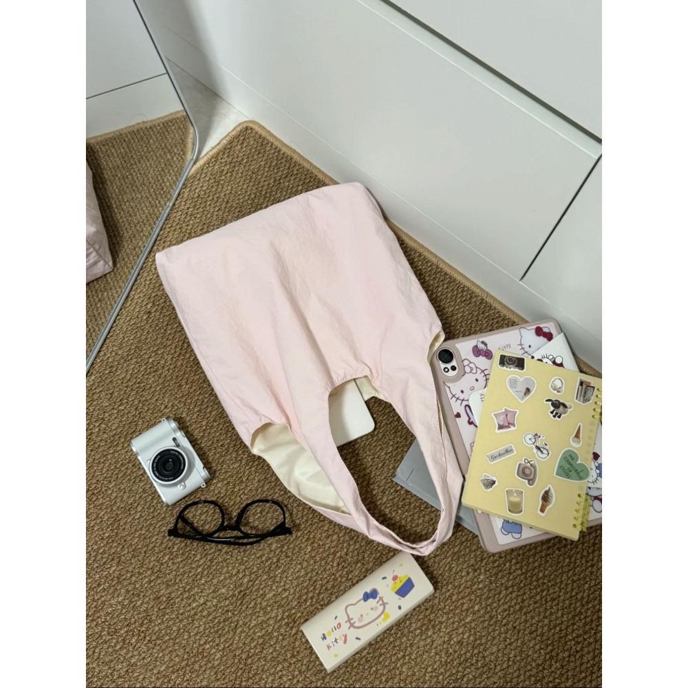Fashion and versatile large-capacity shoulder bag for women 2025 new outing commuting to work tube about tote bag shopping bag for women
