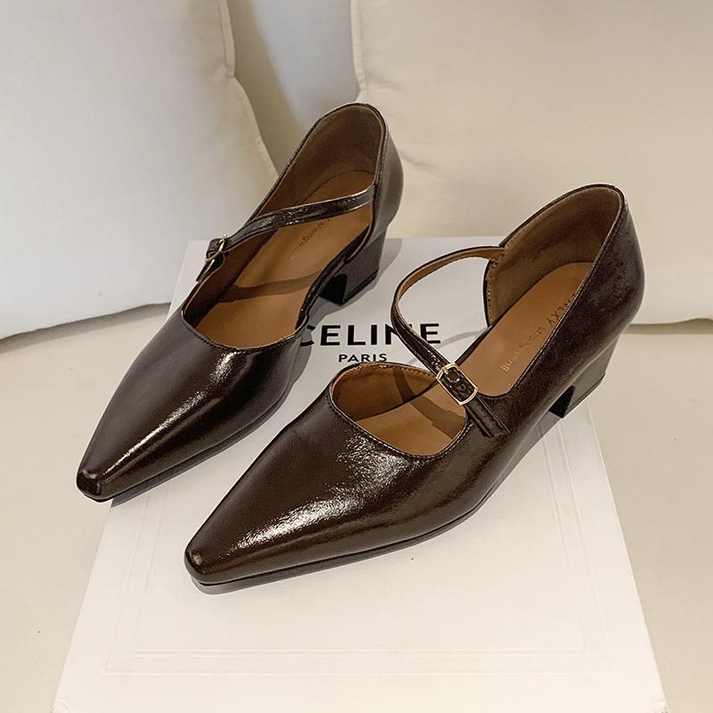 

Elegant Red Mary Jane Shoes for Women with Chunky Heels Commuter Friendly Slip-On Single Shoes Casual Pure Color Leisure Style 34 коричневий