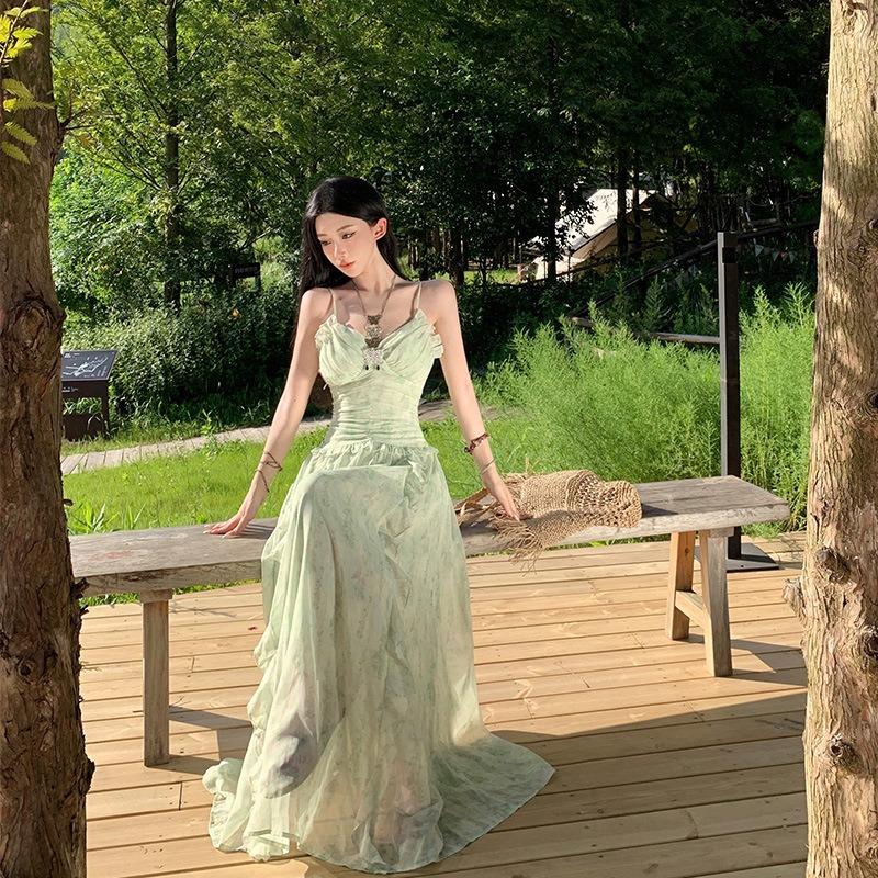 Französisches Urlaubs-Blumen-Latzkleid Feen-Sommerkleid Rüschenkanten-Design Super Feenhaftes Temperament Langes Kleid