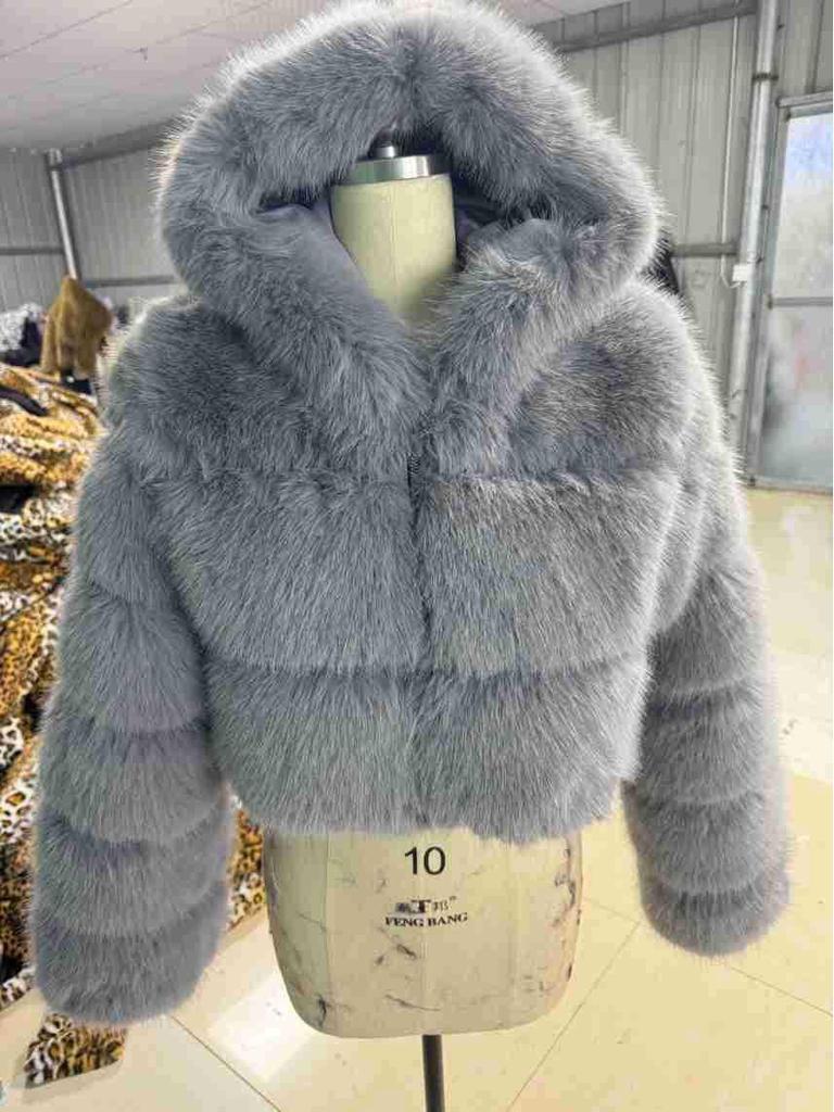 New European & American Short Faux Fur Coat
