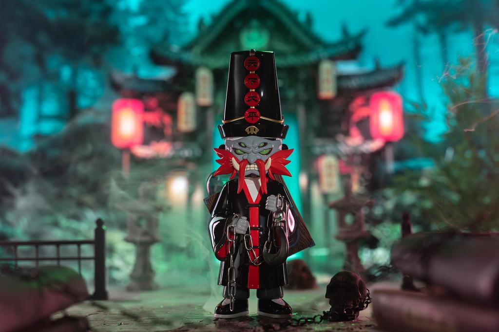 PLUM Shenzhen Mabell Animation Culture Development Faceless "Black Impermanence" Non-scale PU Painted Complete Figure PF 405