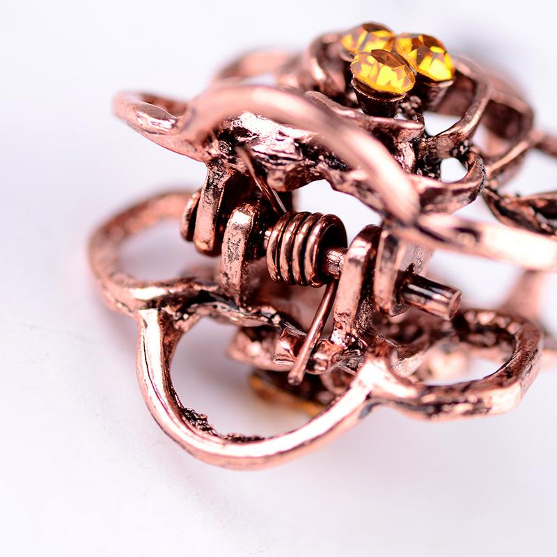 Korean hair accessories for women, diamond-encrusted retro hairpins, bangs clips, cherry twist