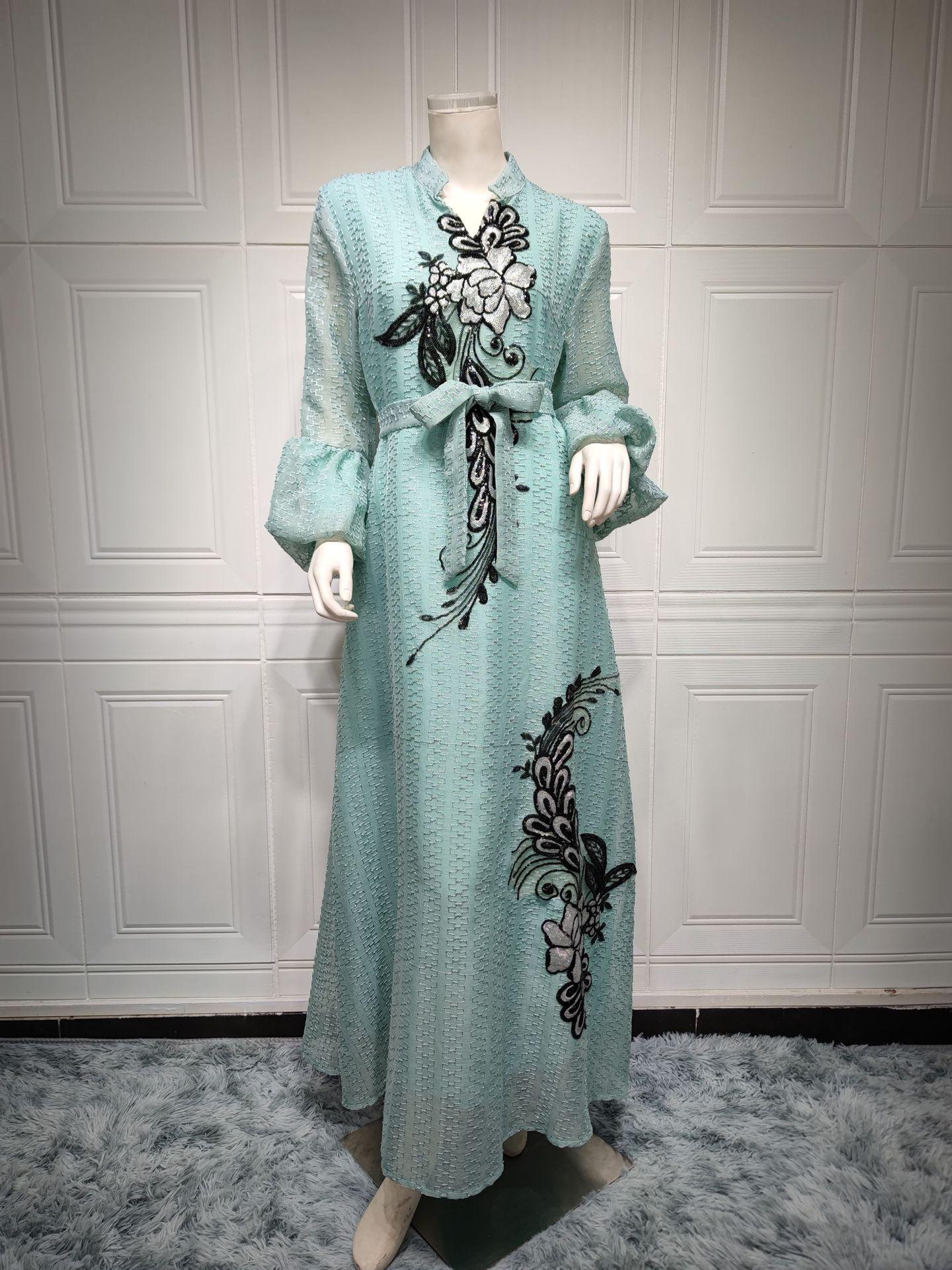 

AB268 Кафтан с вышивкой пайетками: Элегантное длинное платье для женщин S светло-зеленый