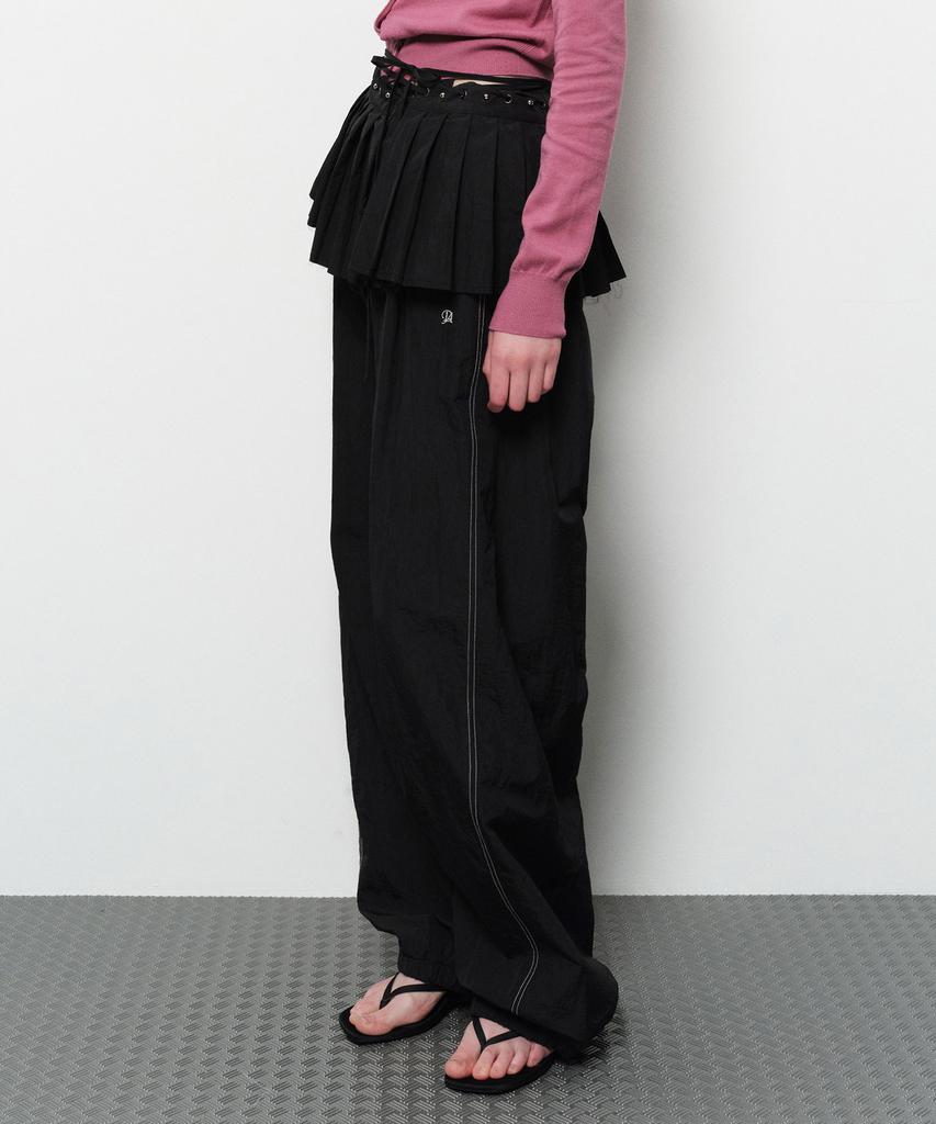 Daiaegeuneol Pleats Wrap Skirt (Black)