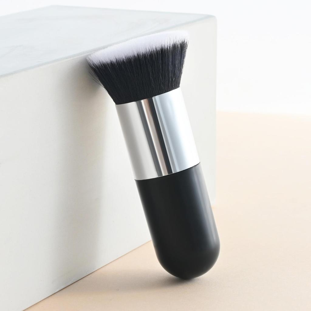 Miękki, Puszysty Pędzel do Twarzy do Podkładu i Kremu BB - Przenośny, Bez Pozostałości Puder