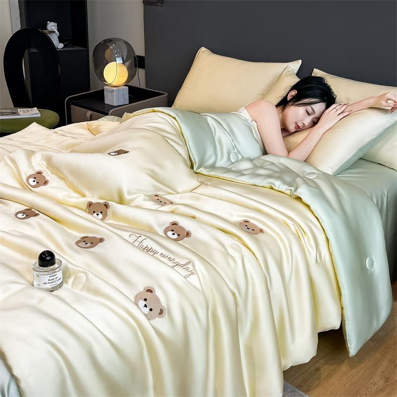 Summer Cool Feeling Ice Silk Summer Cool Quilt Four-Piece Machine Washable Summer Quilt Dormitory Single Quilt Core Double Air Conditioner Quilt 1.5x2.0msinglesummerquilt