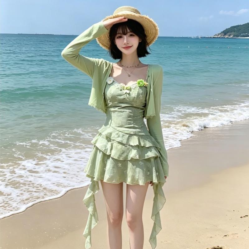 Seaside Vacation Wind Is Small and Fresh Mori Suspender Ruffle Edge Design Floral Dress Sunscreen Cardigan Set