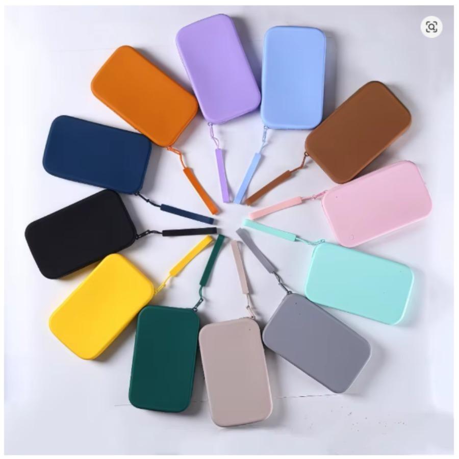 Square large-capacity silicone storage bag, portable travel cosmetics and toiletries storage bag, multi-functional digital stora