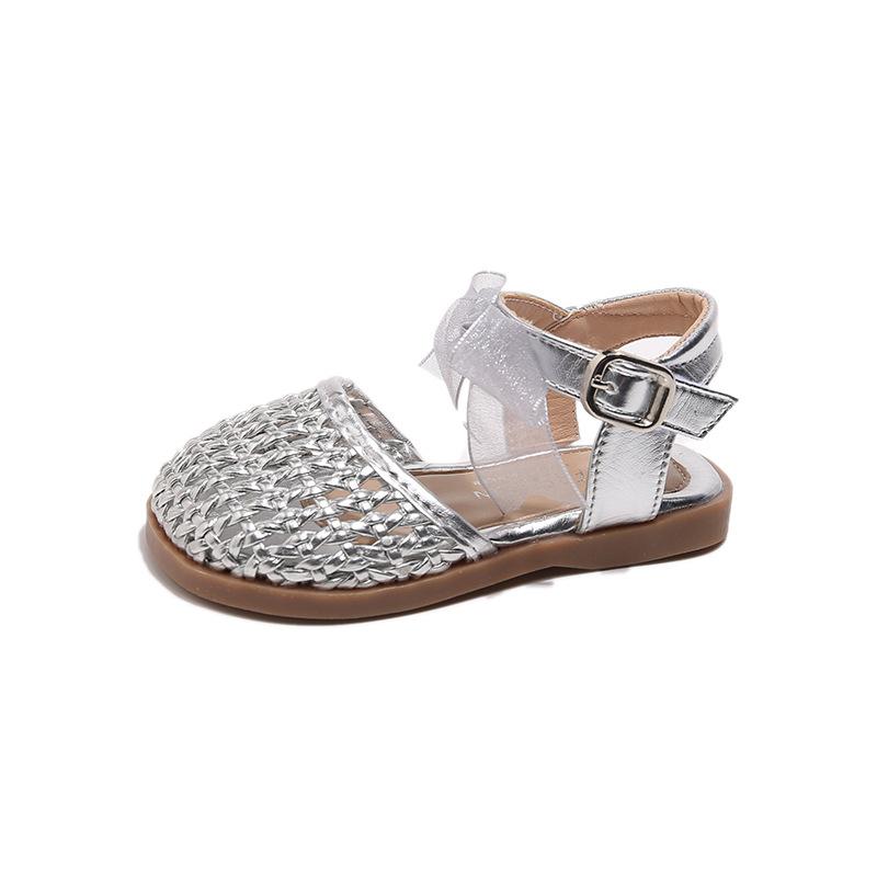 2026Neue Mädchensandalen, geschlossene Sandalen, Babyschuhe, modische Kinderschuhe mit Schleife, atmungsaktive Strandschuhe