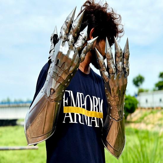 Средневековый набор перчаток Назгул Комплект перчаток-наручей Пара перчаток из стальной брони Комплект перчаток для костюма ролевой игры Наручи