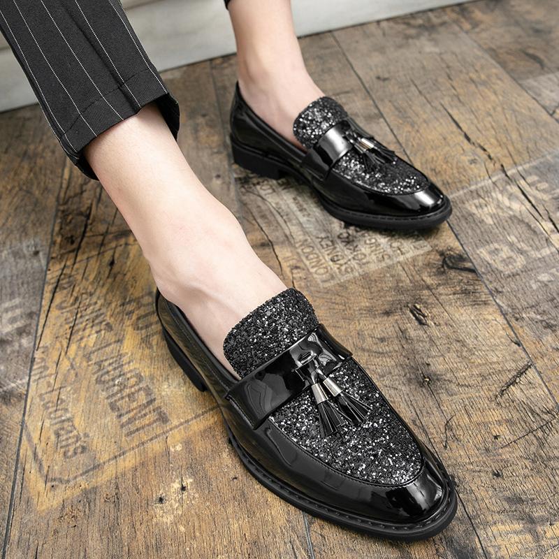 Spring And Autumn Golden Bright Leather Handsome Pointed Shoes British Casual Shoes Large Size Hair Stylist Trend Su Men 'S Shoes