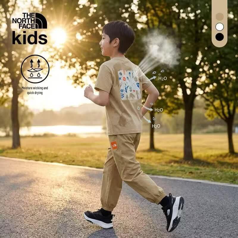 The North Face Kids  Quick-Dry Printed T-Shirt S