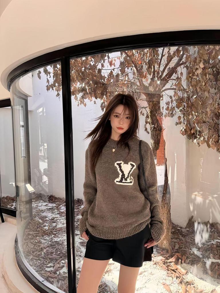 L Marke Schwerer Strickpullover mit Rundhalsausschnitt, Herbst/Winter 25SS Kollektion in Schwarz.