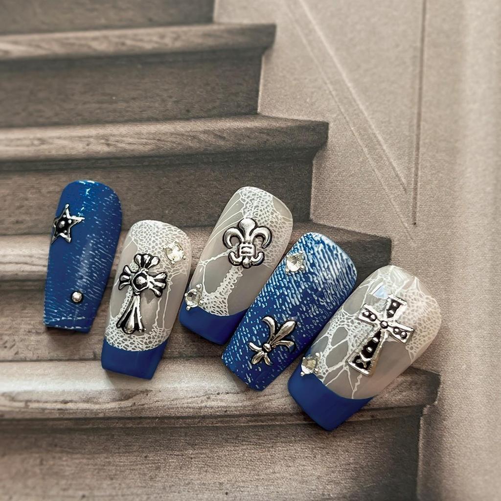 Retro Exquisite Ant Figure Nail Stickers - Cross & Hot Stamping Style (YT6931)