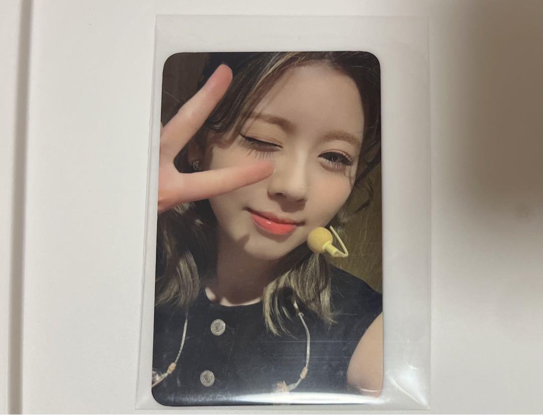 

[USED] NiziU Request KCON2024 Cafe Trading Card