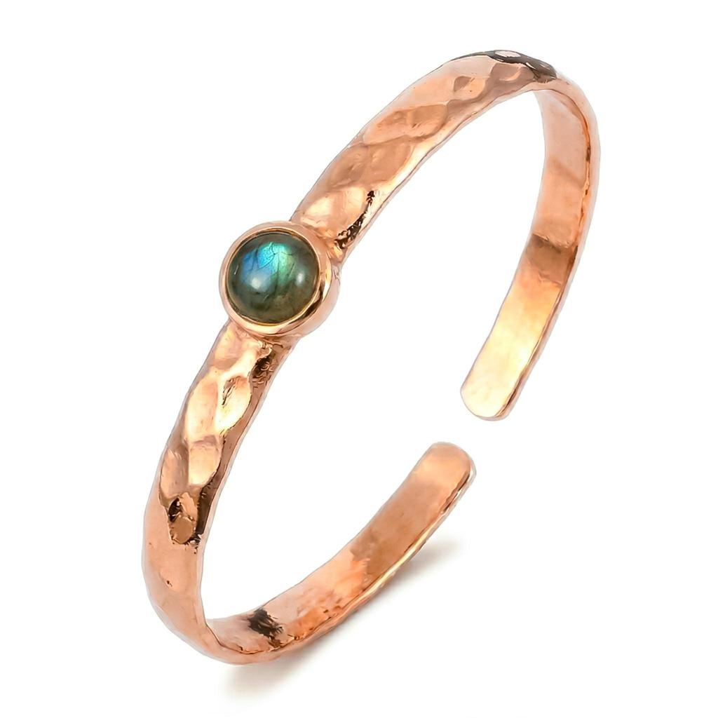 Bracciale a Manica in Rame Martellato Fatto a Mano con Pietra di Labradorite Naturale - Bracciale Aperto Boho Regolabile per Donne
