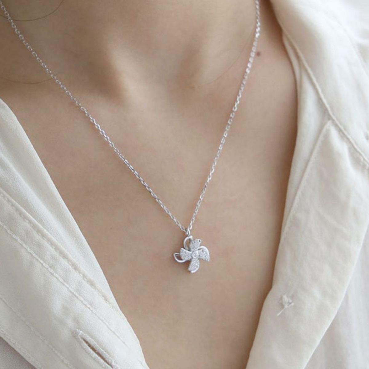 Rotatable Windmill Full Paved Cubic Zirconia Pendant Minimalist Ins Style Women Clavicle Necklace Two Tone Available белый