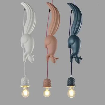 Nordic Creative Restaurant Bedroom Chandelier Design for Children's Personalized Decoration Animal Squirrel Resin Chandelier