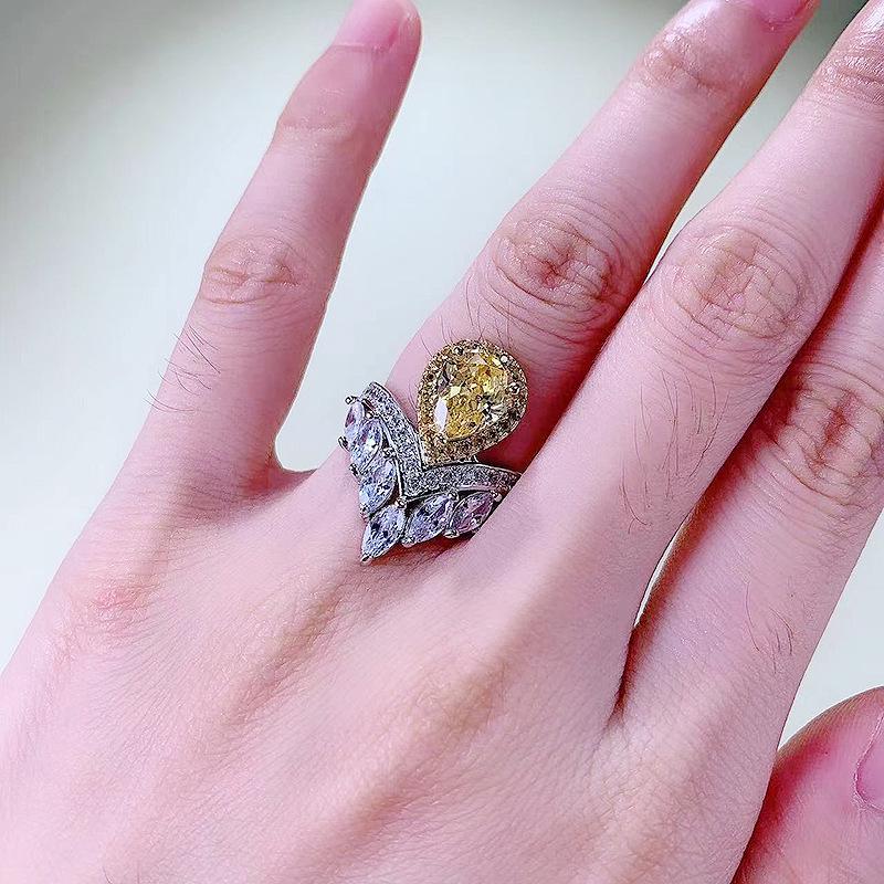 Xiancan Jewelry S925 Silver High Carbon Diamond Teardrop Crown Ring (2023 Light Luxury Design)