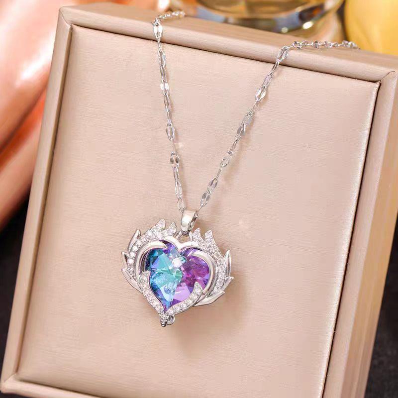 Titanium Steel Ocean Heart Necklace: Women's Light Luxury Colorful Heart Pendant