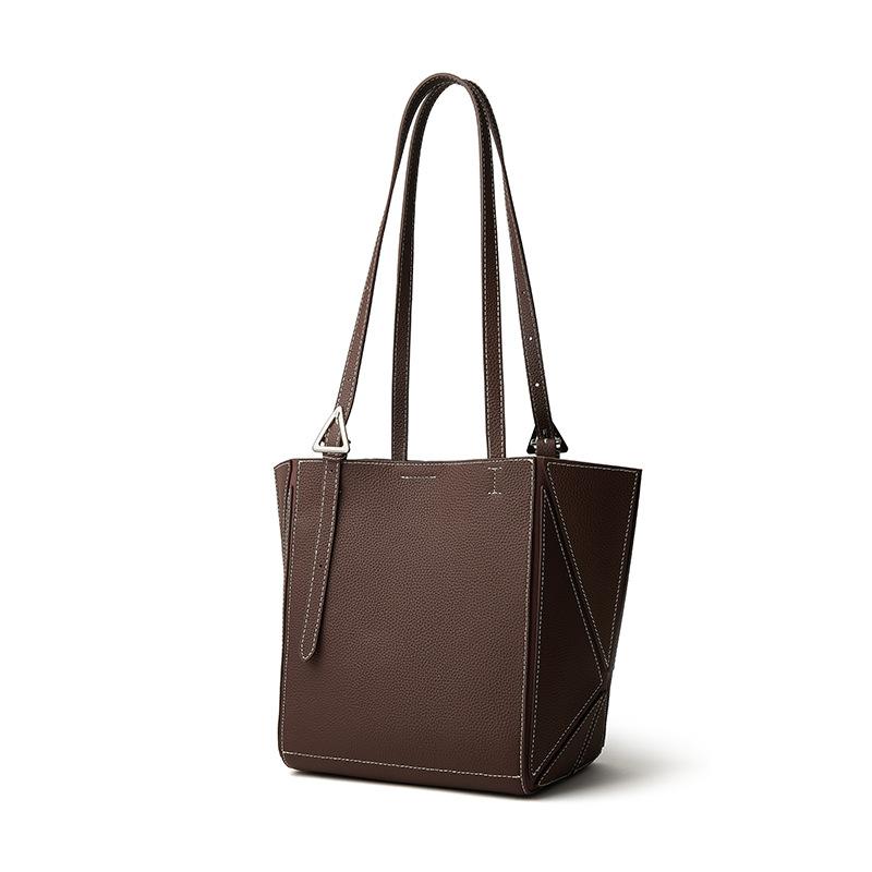 And New Style Armani Fashion Top Layer Cowhide Leather Tote Genuine Leather How Much Can The Bag Be Transformed Single Shoulder Large Bag