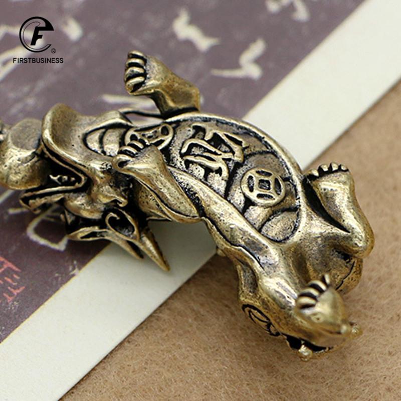 Retro mosazná čínská starověká bestie létající Pixiu domácí dekorace ozdoby měděné figurky zvířat socha Fengshui