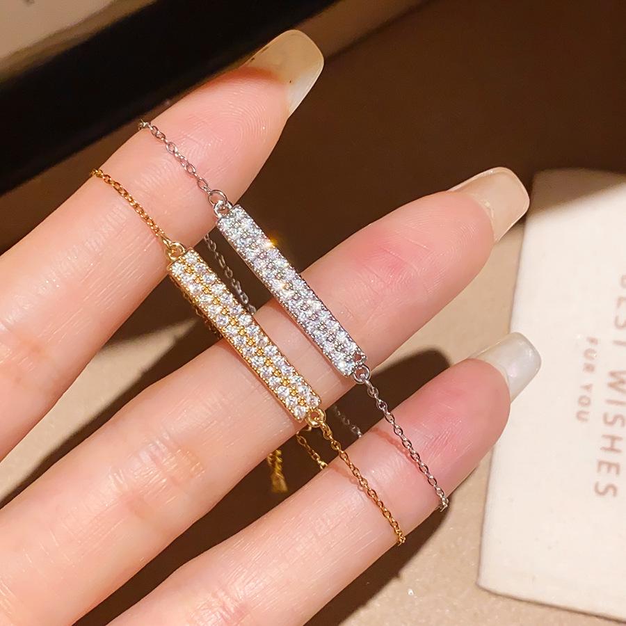 Horizontal Drill Zirconia Rectangular Bracelet - Elegant, Versatile, Luxurious Hand Jewelry for Women
