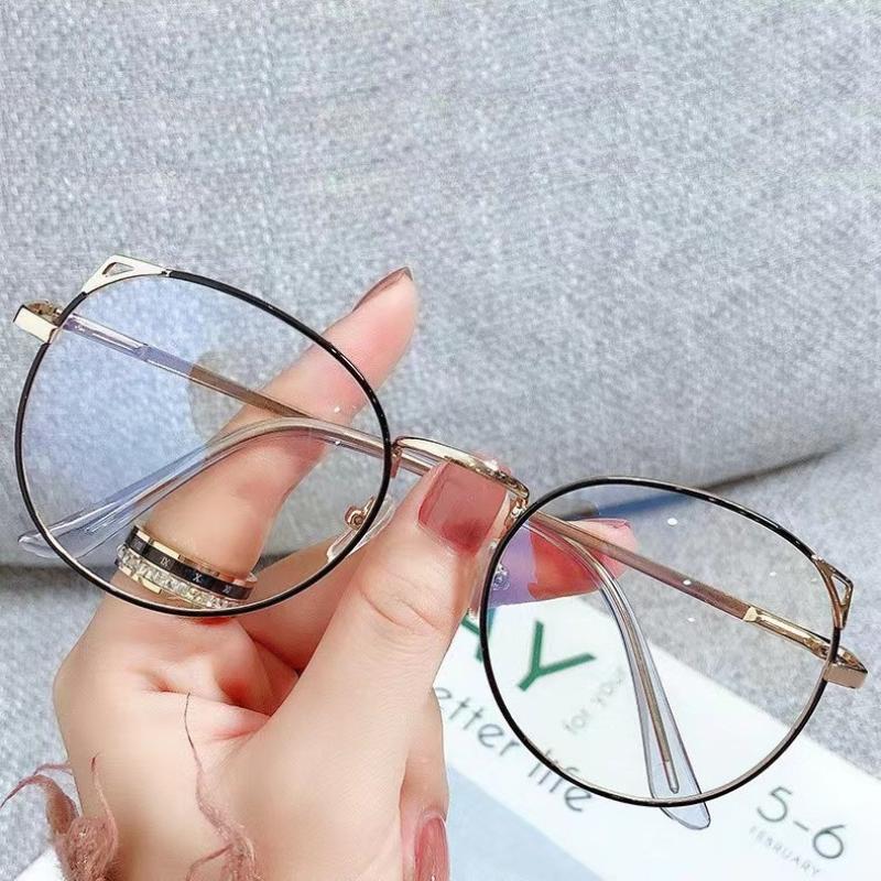 New Stylish and Personalized Cat Ear Non-prescription Glasses for Women Blue Light Blocking Feature Cat Eye Eyeglasses Frame