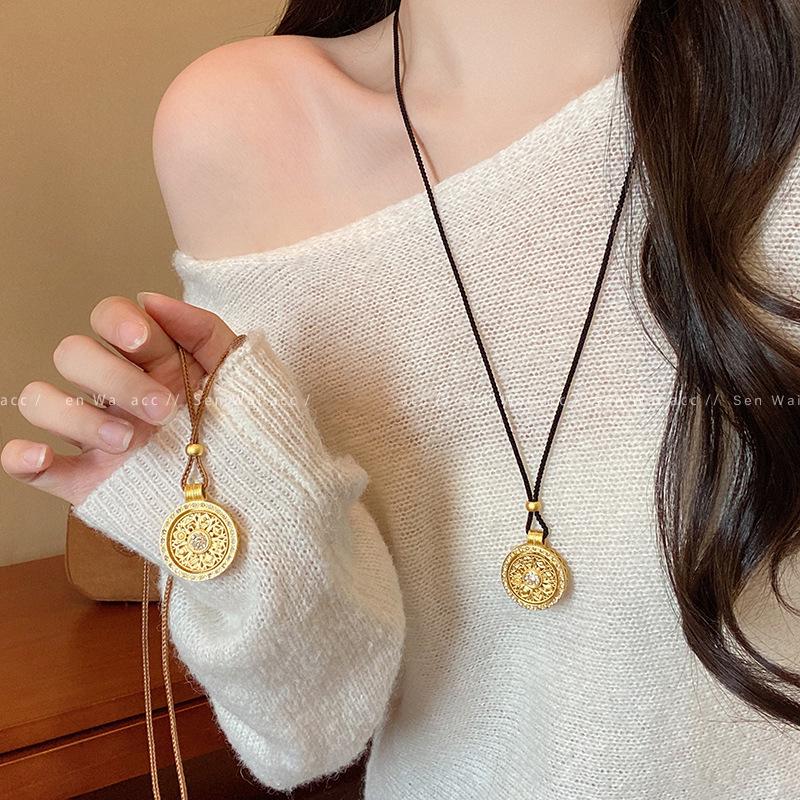 Goldene Drehbare Glücksbringer Acht Schätze Luo Pan Anhänger Halskette - Damen Vintage Chinesischer Stil Accessoire