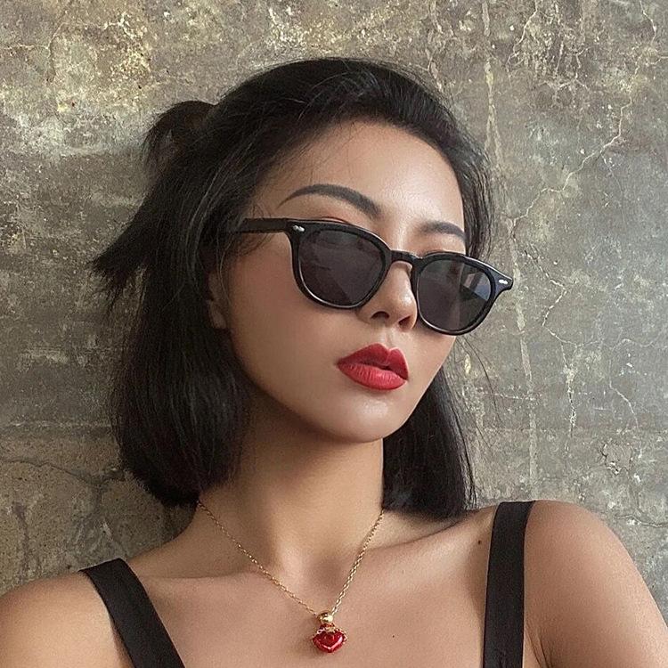 Retro Small Oval Frame Sunglasses Women Fashion Sun Glasses Trend Men Shades Eyewear Outdoor Anti Glare Glasses Uv400