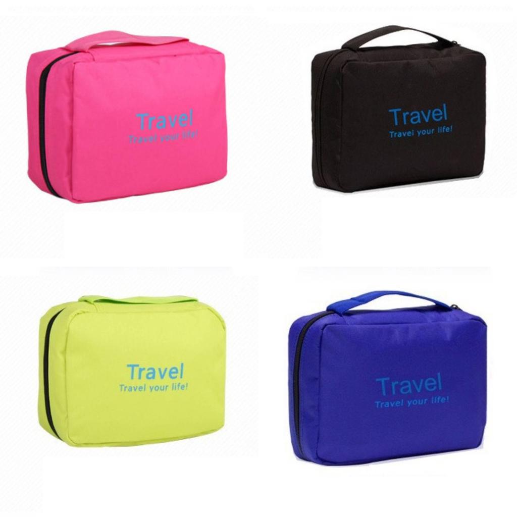 Spacious Travel Cosmetic Bag Cube Shaped High Density Oxford Cloth For Bathroom Bedroom