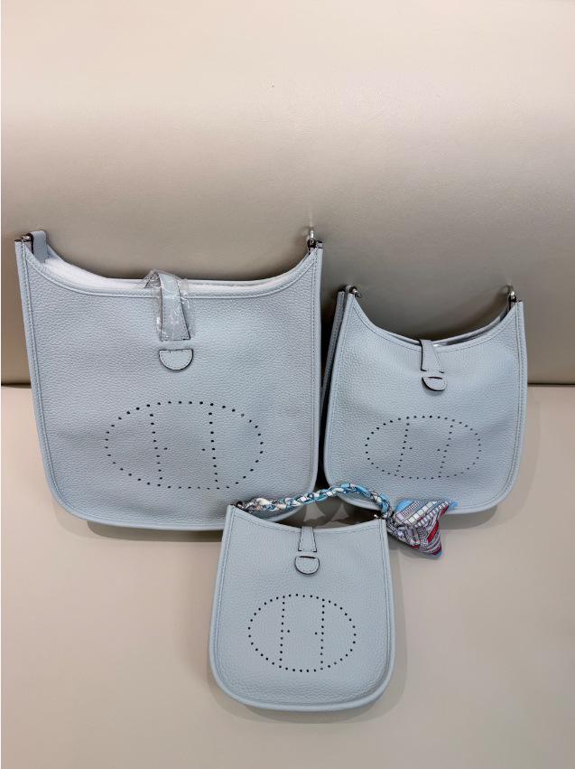 2026 Women's Classic Cowhide Leather Shoulder & Crossbody Bag
