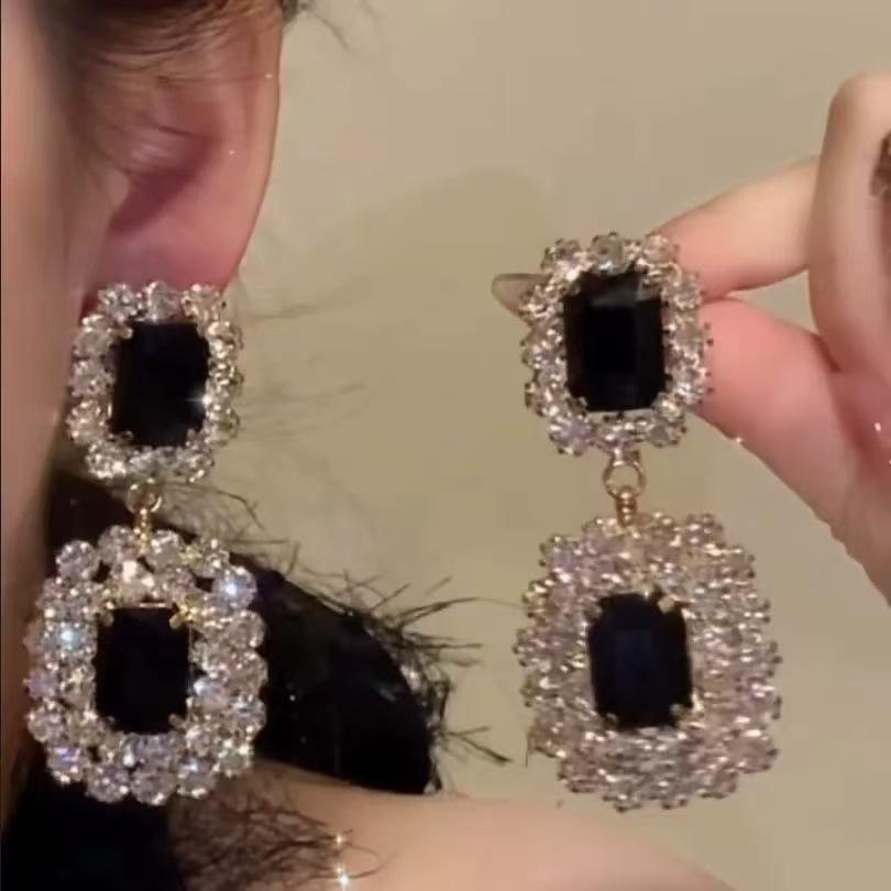 Diamond Inlaid Tassel Earrings - Silver Needle, High-End Court Style