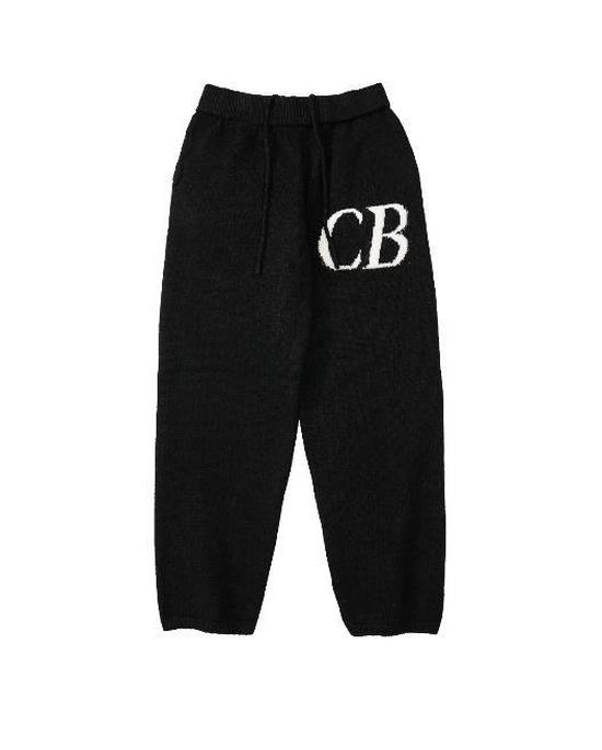 Unisex Trendy Logo Knit Sweater & Casual Shorts Combo