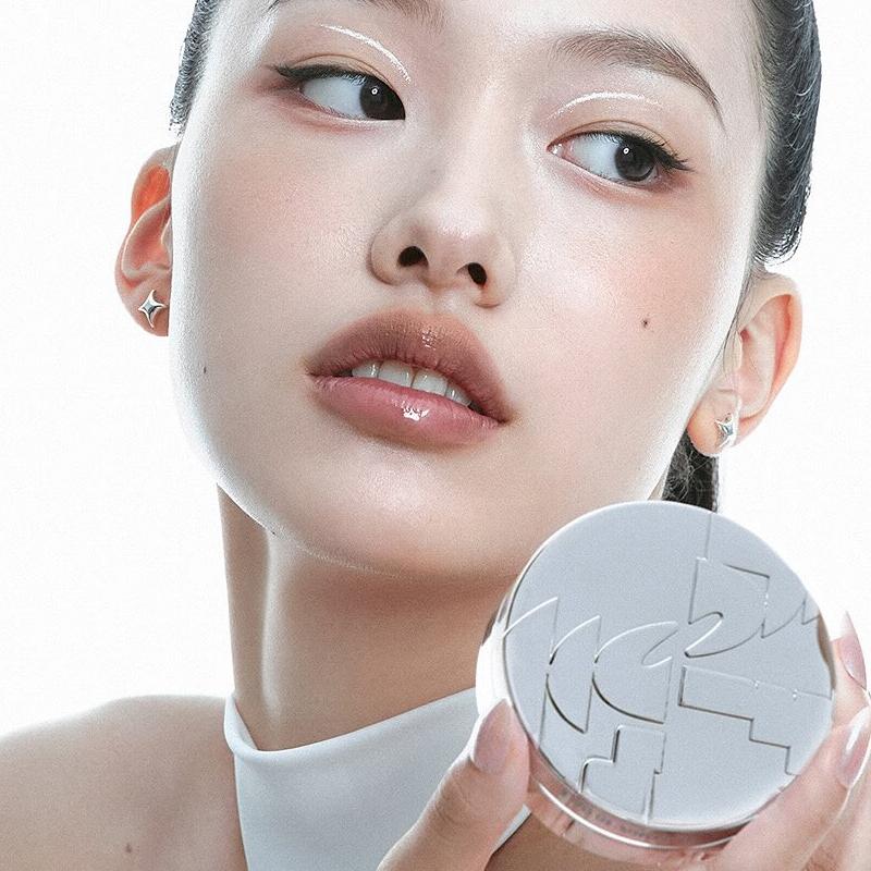 TWO SLASH FOUR Angelic Satin Cushion with Refill SPF 50+ PA++++ 15g*2EA