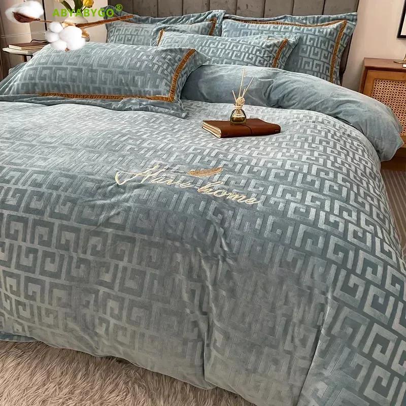 Bedding Set Luxury Winter Double Sided Milk Velvet Duvet Cover Bed Sheets Pillowcase Set Bed Linen Bedding Bedroom Comforter Set