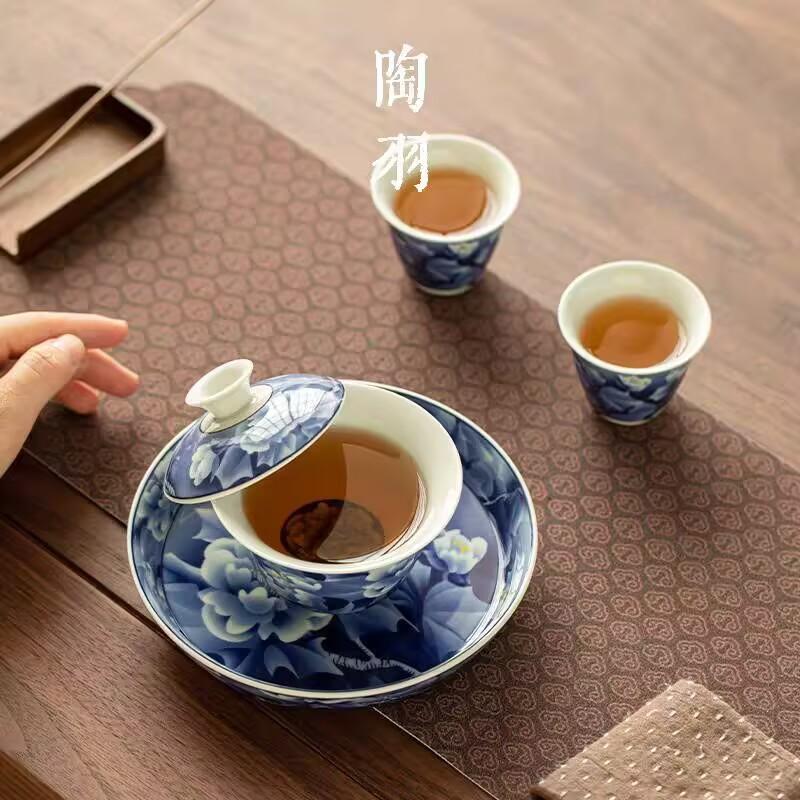Blue And White Hibiscus Flower Three Talents Cover Bowl, One Pot, Two Cups Of Tea Bowl, Tea Cup, Kung Fu Tea Set, Household Teapot, Tea Cup
